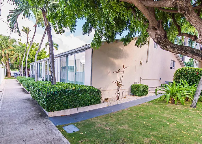 Beach Living At Island Pine Villas Blf