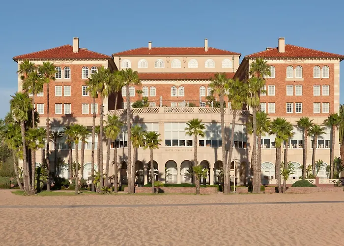 Casa Del Mar