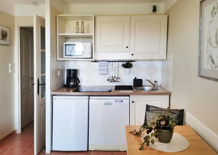 "Le Petit Bonheur" Studio Vue Mer - Climatisation - Parking Gratuit - Cote D'Azur