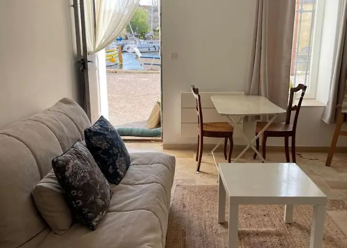 L Atelier, studio au petit port de Martigues