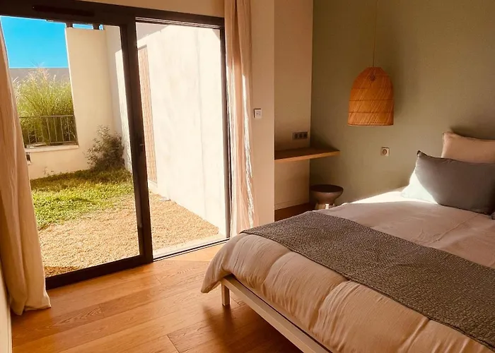 Villa paisible entre Avignon et Nimes avec piscine chauffée sur demande
