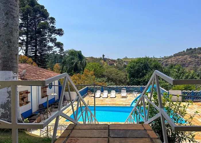Refúgio confortável c piscina e lazer completo