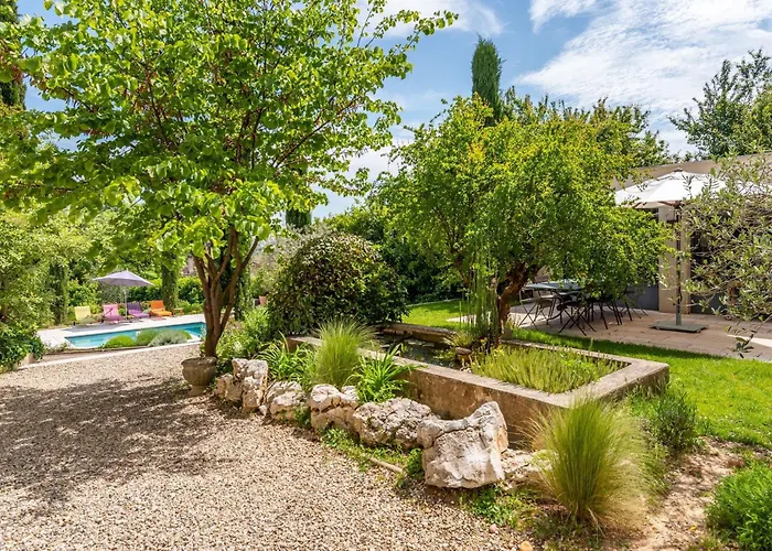 Les Vignes - Newly Refurbished 18Th Century House With Mediterranean Garden