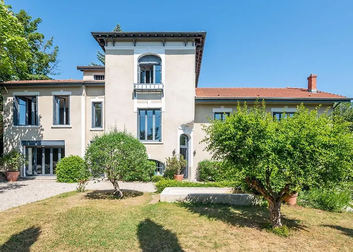Les Vignes - Newly Refurbished 18Th Century House With Mediterranean Garden