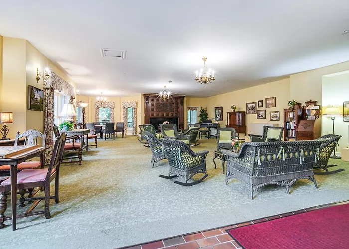 Experience Chautauqua! Newly Renovated Studio