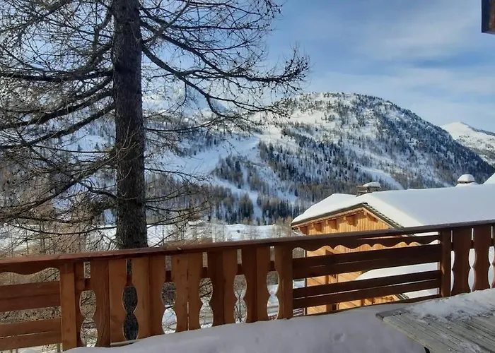 Chalet tout confort dans la résidence les chalets du Mercantour isola 2000