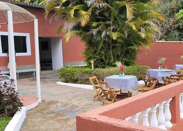 Linda Chácara com Piscina Churrasqueira e Wi-FI
