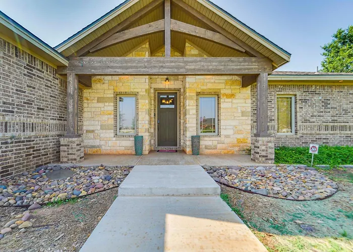 Spacious Lubbock Home W/ Private Pool & Yard!