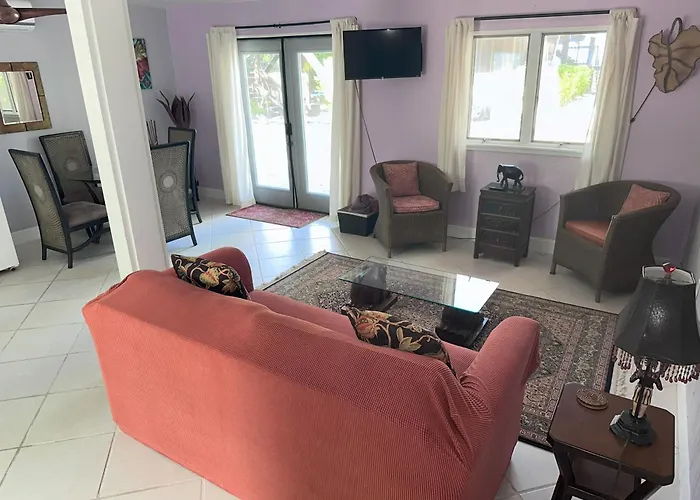 Featherstone Cottage, Cayman Brac
