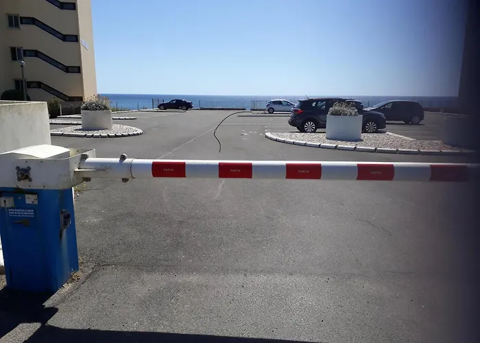 Appartement fonctionnel, vue imprenable mer
