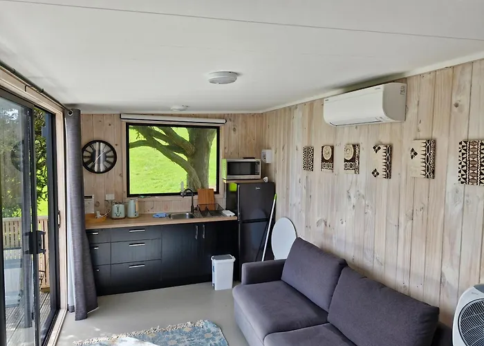Twin Totara Cottage