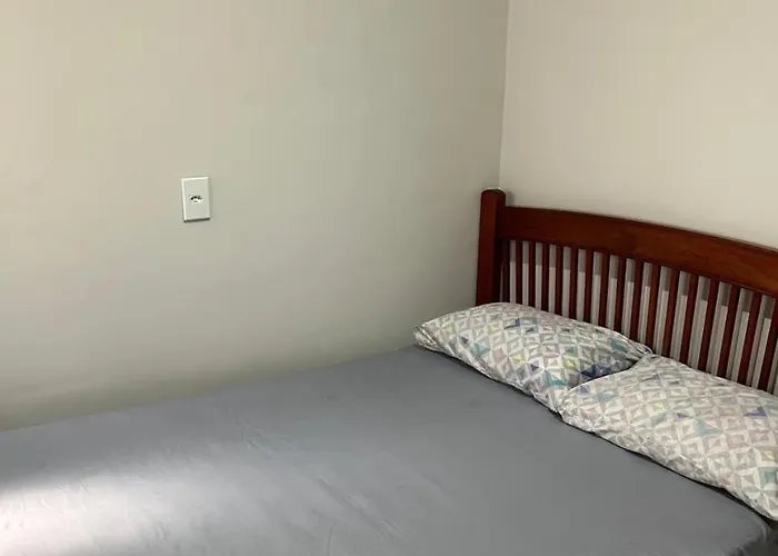 Apartamento de quarto na praia grande ubatuba 22E