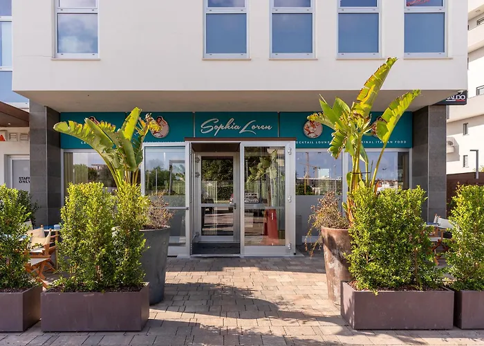 Hotel: Green Park Penthouse Suite & Pool - Heated Pool -