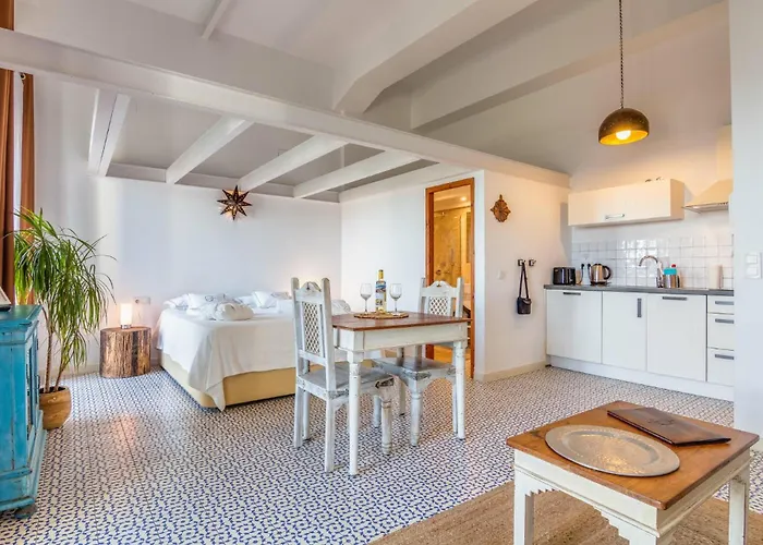 La Residencia Tarifa