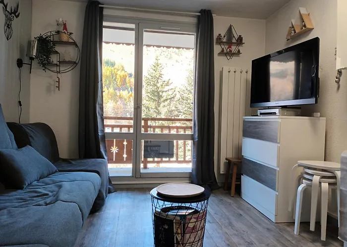 Studio 2 alpes, ménage inclus, balcon, parking, proche lac