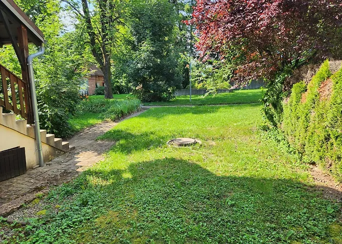 appartement T3 avec jardin proche village