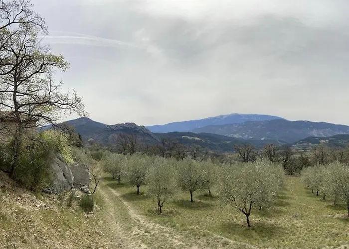 Remote Cottage With Valley Views