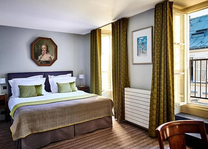 Hotel com piscina: Hôtel d'Orsay - Esprit de France