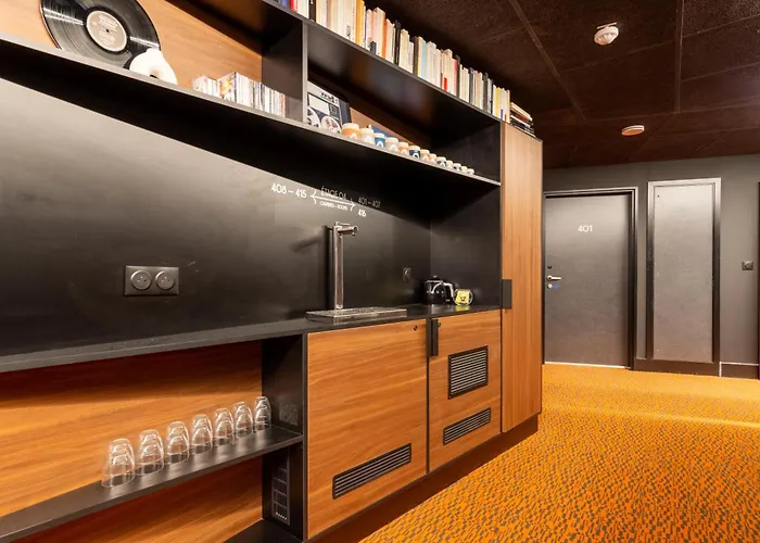 Pet Friendly hotel: Jost Auberge De Jeunesse Bordeaux Gare St Jean