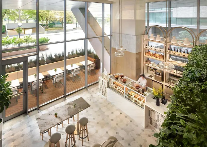 Pet Friendly hotel: The Ritz-Carlton, Toronto