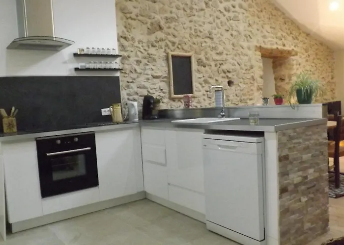 Gîte 3* Saint Guilhem Le Desert Chez Marius
