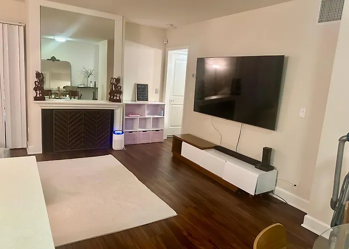 Cozy Gem Near Old Town Pasadena