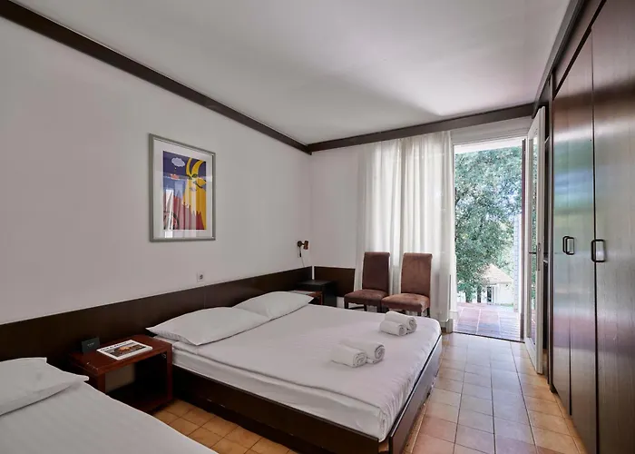Hotel Am Koversada Rooms