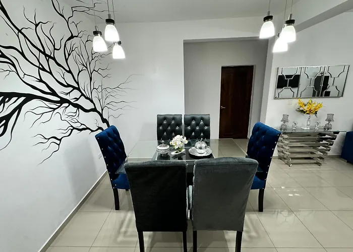 Paramount 3-Bedroom Apartment With Parking