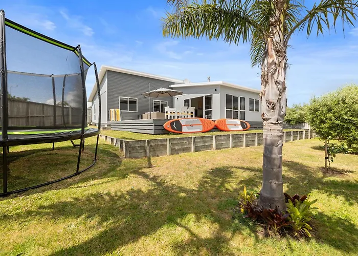 Mangawhai Bach
