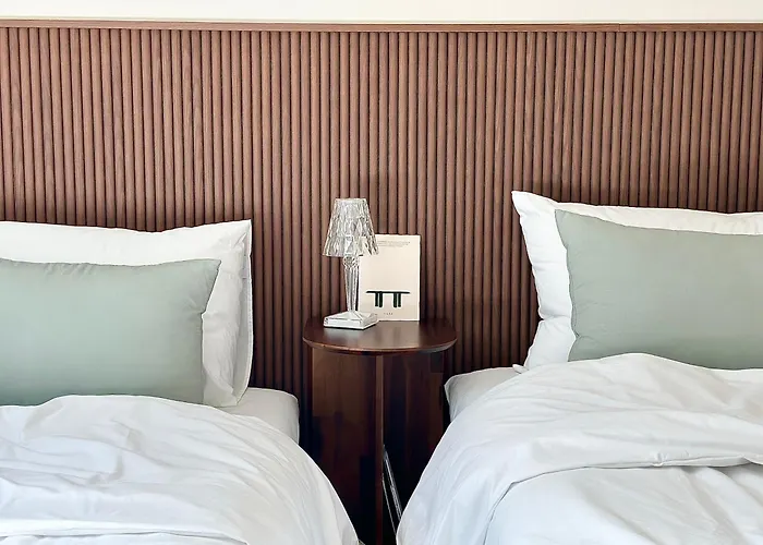 New, 3Min To Hapjeong St, Airport Bus Stop, 8Min To Hongdae & Mangwon Market, Han River Park, 2Br 3Qb Full Of Sunshine, Hotel Bedding, City Nature