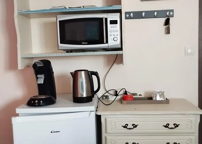 Chambre spacieuse agréable fonctionnelle avec acces au wifi