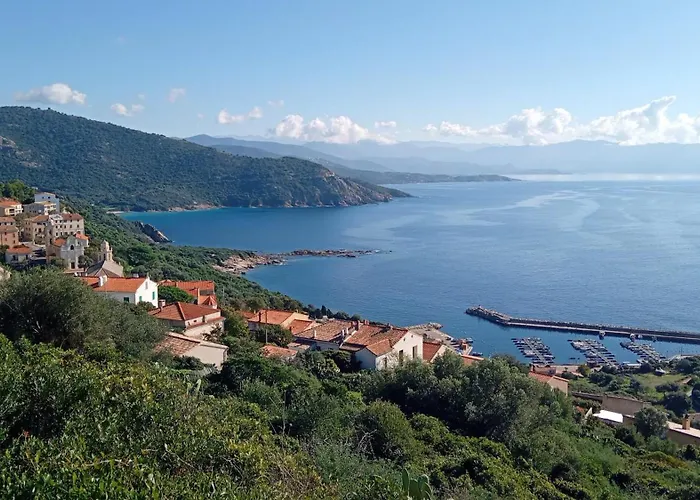 T2 neuf situation Topissime village de Cargèse Vue mer Toutes commodités