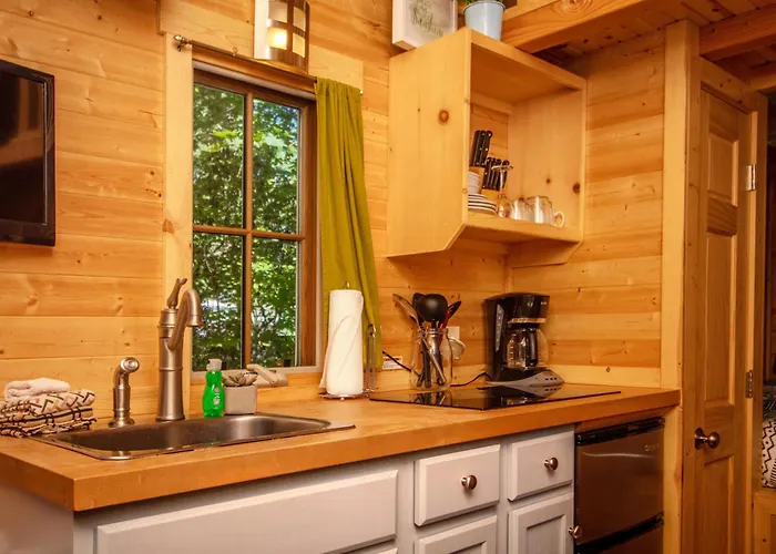 Mt Hood Tiny House Village