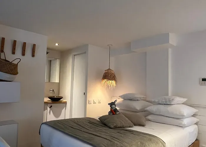 Le Refuge de l'Âne Carotte Aubagne-Cassis-Aix en Provence