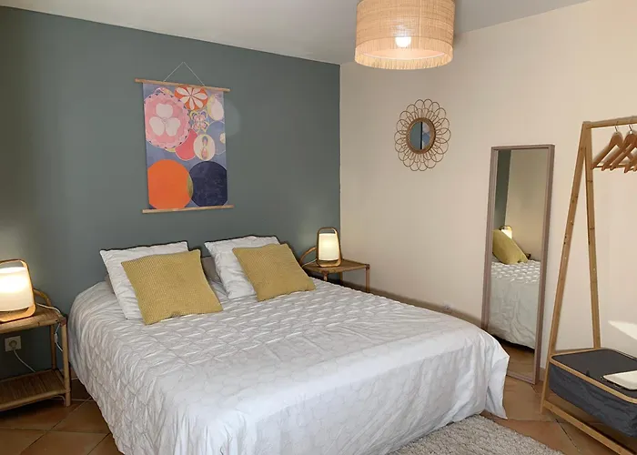 Logement avec piscine, sauna et vue imprenable