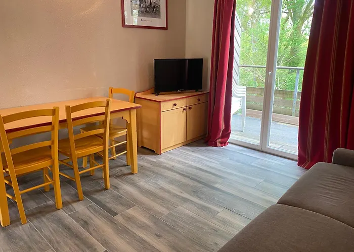 Maisonnette en bois pour 4 personne village vacances Avec