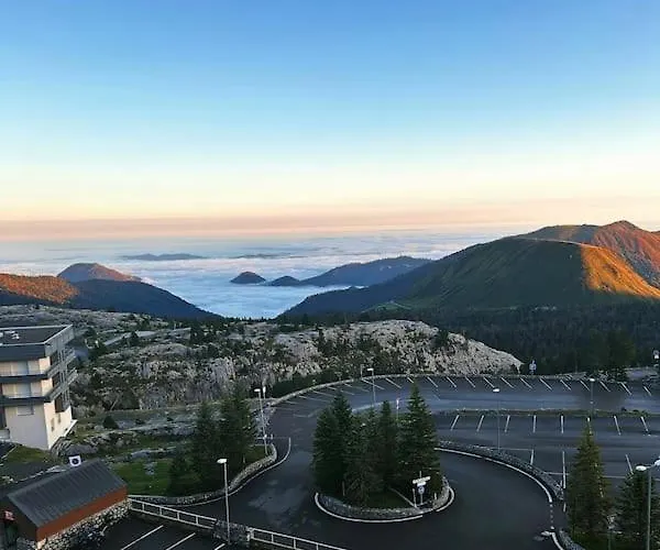 Cocon montagnard accès direct aux Pistes et GR10