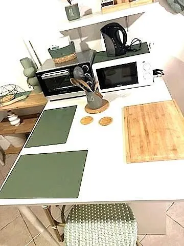 Joli studio meublé