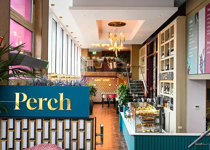 Luxury hotel only: The Kingsley Hotel