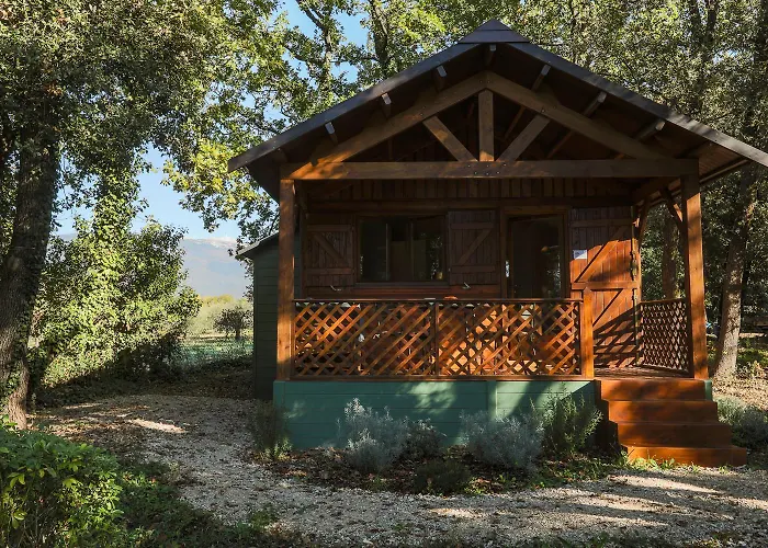 Rouleraventoux, Gîte sportif avec piscine, sauna, salle de sport, jardin