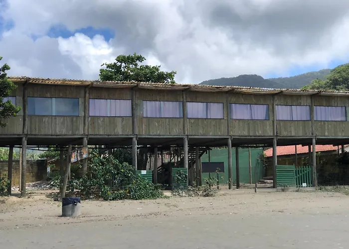 Alojamento com o café da manhã Apenas: Pousada Pé Na Areia 1