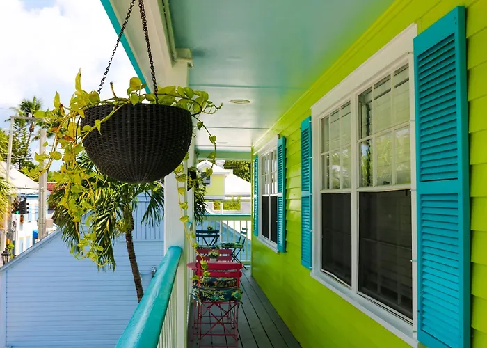 Guests house Caribbean House
