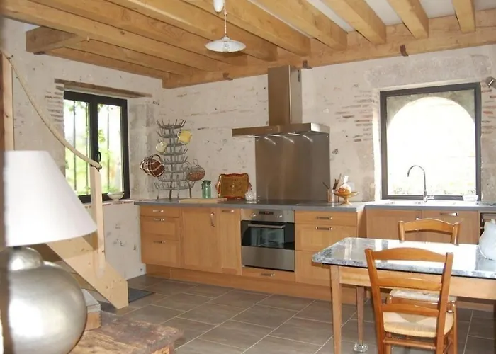 Gîte charmant sur Loire avec terrasse en nature - FR-1-590-545