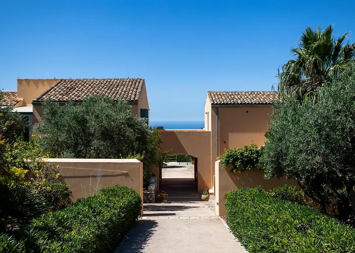 Planeta Country House & Beach Club