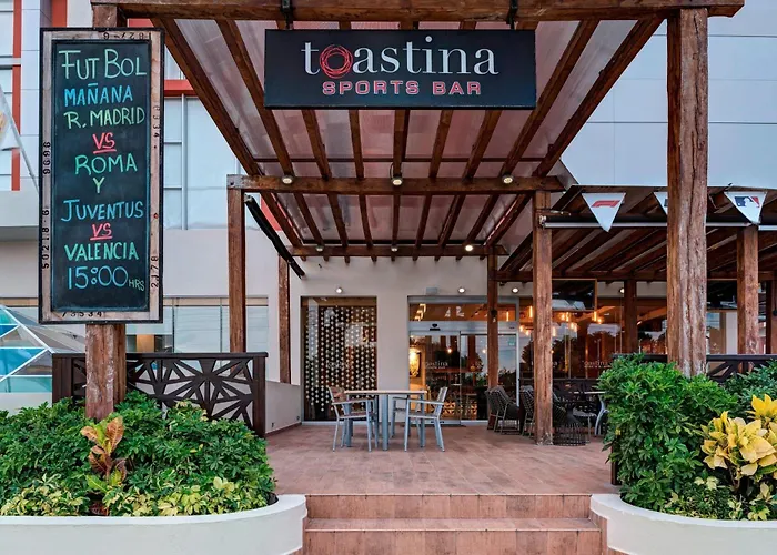 Hotel with view: Four Points By Sheraton Cancun Centro