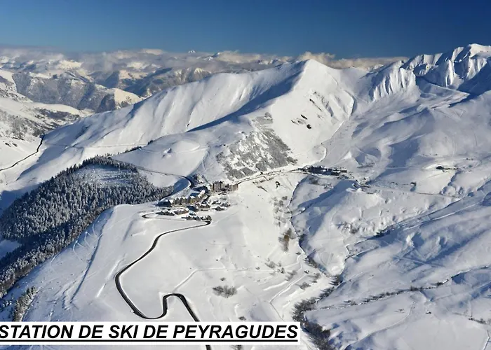 Gîtes Bergeries de LAS COSTES insolites en forêt à Loudenvielle 4x4 et chaînes recommandés par temps de neige, à 2km des remontées mécaniques