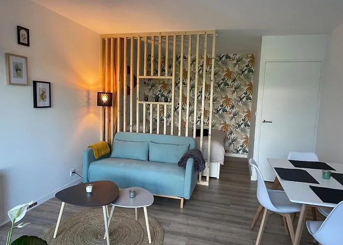 Appartement cosy avec jardin vue et accès à 30m de la mer