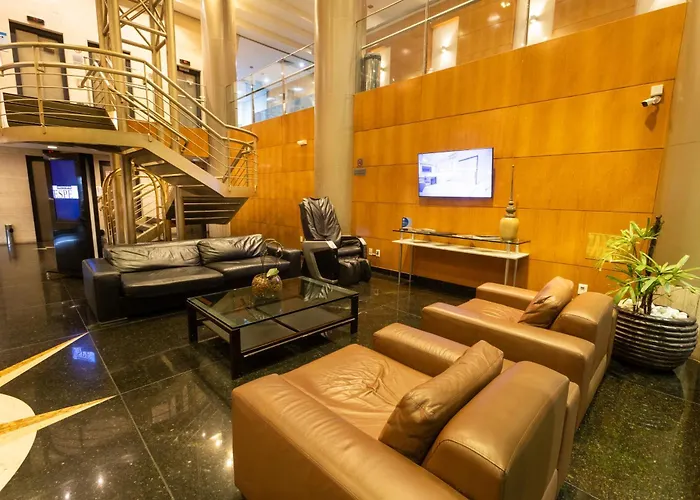 Family Hotel: Royal Golden Hotel - Savassi