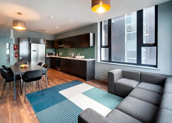 Hotel near College: Copley Court