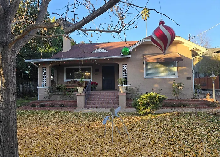 The Ginkgo House